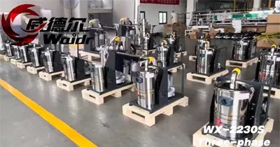 Aspirateur industriel triphasé de petite capacité